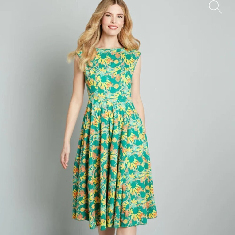 Bright & Beautiful Astrid Holiday Trip Dress, - NWT,  Size 2